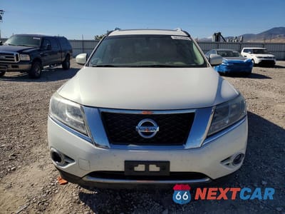 Piąte zdjęcie samochodu w środku: 2014 NISSAN PATHFINDER SL VIN:5N1AR2MM7EC644177 - miniatura