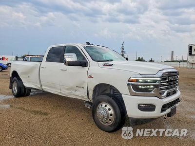 Czwarte zdjęcie samochodu z boku: 2026 RAM 3500 LARAMIE VIN:3C63RRJL9TG278628 - miniatura