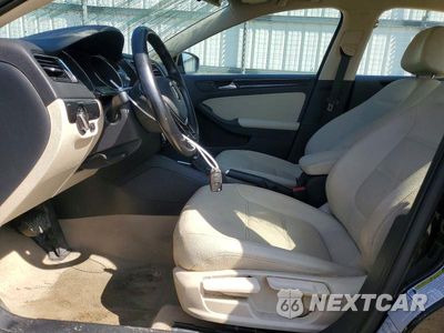 Zdjęcie 7 z 12 samochodu: 2016 VOLKSWAGEN JETTA SEL VIN:3VWL17AJ0GM391553 - miniatura