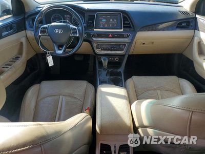 Zdjęcie 8 z 12 samochodu: 2019 HYUNDAI SONATA LIMITED VIN:5NPE34AF8KH743731 - miniatura