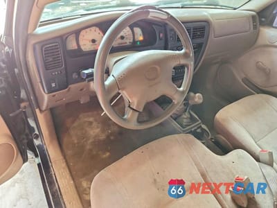 Zdjęcie 8 z 12 samochodu: 2002 TOYOTA TACOMA BASE VIN:5TEWM72N32Z117798 - miniatura