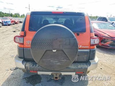 Zdjęcie 6 z 14 samochodu: 2013 TOYOTA FJ CRUISER BASE VIN:JTEBU4BF5DK168261 - miniatura