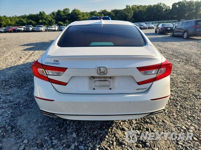 Zdjęcie 6 z 12 samochodu: 2018 HONDA ACCORD SPORT VIN:1HGCV1F32JA235518 - miniatura