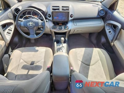 Zdjęcie 8 z 13 samochodu: 2009 TOYOTA RAV4 BASE VIN:JTMBF35V595004588 - miniatura