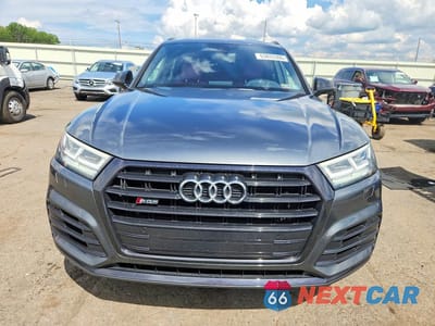 Piąte zdjęcie samochodu w środku: 2019 AUDI SQ5 PREMIUM PLUS VIN:WA1B4AFY6K2040360 - miniatura