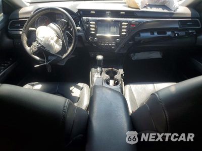 Zdjęcie 8 z 13 samochodu: 2019 TOYOTA CAMRY SE VIN:4T1B11HK5KU737252 - miniatura