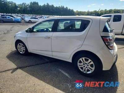 Drugie zdjęcie samochodu z przodu: 2017 CHEVROLET SONIC VIN:1G1JG6SG6H4146509 - miniatura