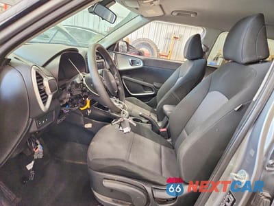 Zdjęcie 7 z 12 samochodu: 2025 KIA SOUL LX VIN:KNDJ23AU9S7932208 - miniatura