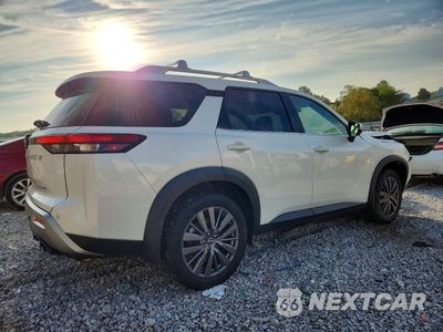 Trzecie zdjęcie samochodu z tyłu: 2022 NISSAN PATHFINDER SL VIN:5N1DR3CD3NC233511 - miniatura