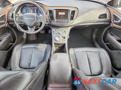 Zdjęcie 8 z 12 samochodu: 2015 CHRYSLER 200 C VIN:1C3CCCCG9FN689728 - miniatura