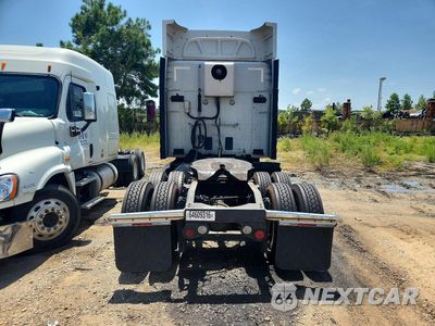 Zdjęcie 6 z 13 samochodu: 2016 PETERBILT 579 SEMI TRUCK VIN:1XPBDP8X2GD371220 - miniatura