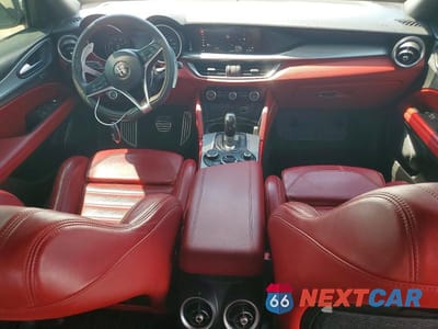 Zdjęcie 8 z 13 samochodu: 2018 ALFA ROMEO STELVIO TI SPORT VIN:ZASFAKNN6J7C10688 - miniatura