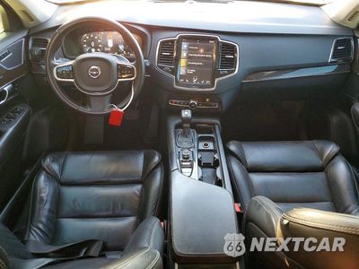 Zdjęcie 8 z 13 samochodu: 2017 VOLVO XC90 T6 VIN:YV4A22PK7H1147405 - miniatura