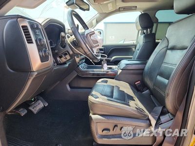 Zdjęcie 13 z 24 samochodu: 2016 GMC SIERRA K2500 DENALI VIN:1GT12UE85GF215532 - miniatura