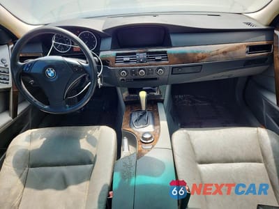Zdjęcie 8 z 12 samochodu: 2006 BMW 530 I VIN:WBANE73586CM33982 - miniatura