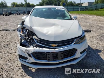 Piąte zdjęcie samochodu w środku: 2018 CHEVROLET CRUZE LT VIN:1G1BE5SM7J7104462 - miniatura