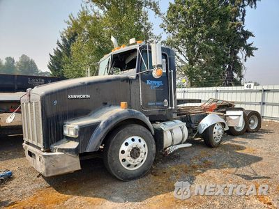 2003 KENWORTH T800 SEMI TRUCK 1XKDPU0X13R384151 - główne zdjęcie licytacji z USA - miniatura