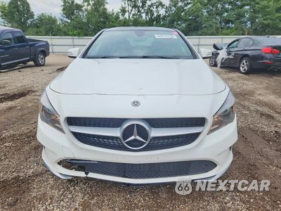 Piąte zdjęcie samochodu w środku: 2019 MERCEDES-BENZ CLA 250 VIN:WDDSJ4EB0KN740246 - miniatura