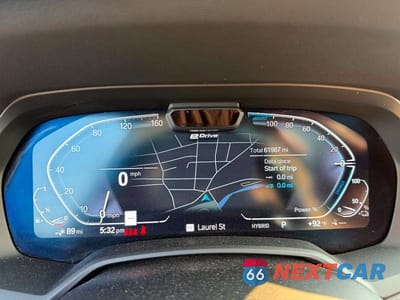 Piąte zdjęcie samochodu w środku: 2021 BMW X5 XDRIVE45E VIN:5UXTA6C00M9F01336 - miniatura