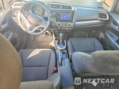 Zdjęcie 8 z 12 samochodu: 2016 HONDA FIT EX VIN:JHMGK5H72GX037557 - miniatura