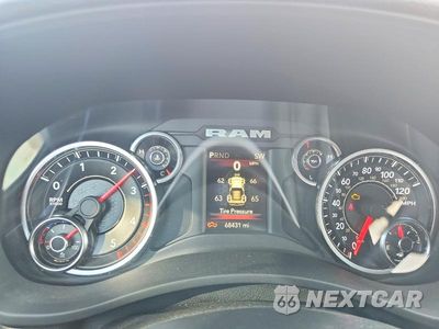 Zdjęcie 9 z 13 samochodu: 2021 RAM 2500 BIG HORN VIN:3C6UR5DL7MG679766 - miniatura