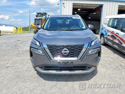 Piąte zdjęcie samochodu w środku: 2023 NISSAN ROGUE SV VIN:JN8BT3BB5PW350803 - miniatura