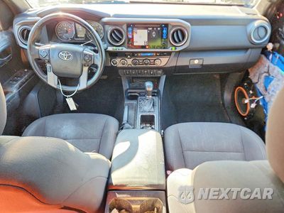 Zdjęcie 8 z 12 samochodu: 2017 TOYOTA TACOMA TRD OFF-ROAD VIN:3TMCZ5AN5HM069947 - miniatura
