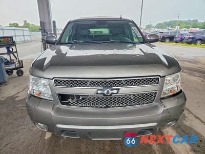 Piąte zdjęcie samochodu w środku: 2008 CHEVROLET TAHOE K1500 VIN:1GNFK13088J167550 - miniatura
