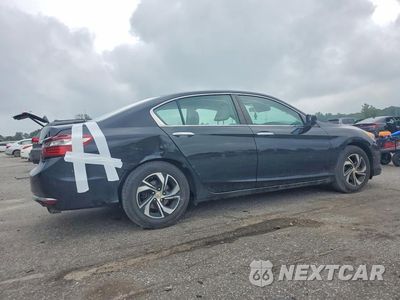 Trzecie zdjęcie samochodu z tyłu: 2017 HONDA ACCORD LX VIN:1HGCR2F32HA254171 - miniatura