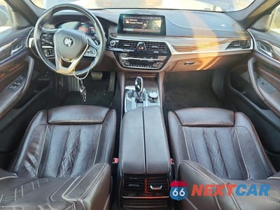 Zdjęcie 8 z 13 samochodu: 2020 BMW 530 VIN:WBAJA9C00LCE08356 - miniatura