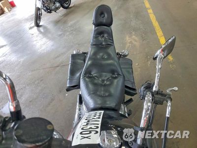 Piąte zdjęcie samochodu w środku: 1998 KAWASAKI VN750 VIN:JKAVNDA13WB538821 - miniatura