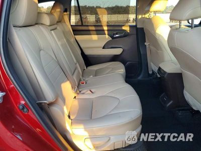 Zdjęcie 11 z 13 samochodu: 2021 TOYOTA HIGHLANDER HYBRID XLE VIN:5TDGBRCHXMS060739 - miniatura