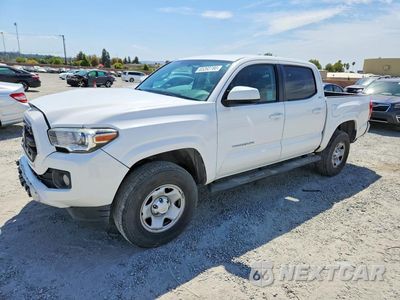2017 TOYOTA TACOMA SR5 5TFAX5GN2HX093721 - główne zdjęcie licytacji z USA - miniatura