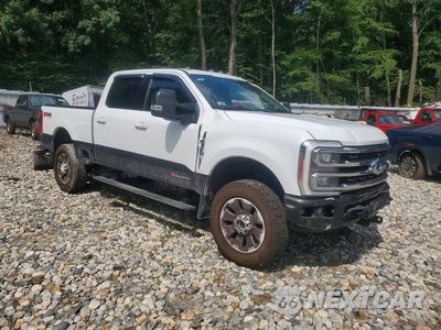 Czwarte zdjęcie samochodu z boku: 2024 FORD F350 SUPER DUTY VIN:1FT8W3BM5REE68017 - miniatura