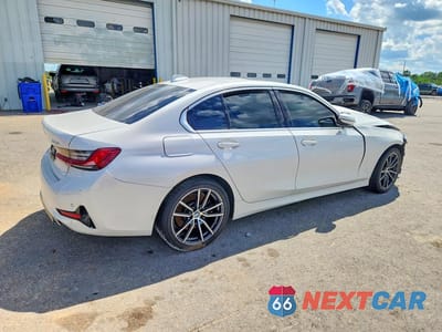 Trzecie zdjęcie samochodu z tyłu: 2022 BMW 330I VIN:3MW5R1J09N8C63873 - miniatura