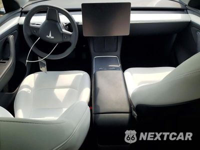 Zdjęcie 8 z 12 samochodu: 2023 TESLA MODEL Y VIN:7SAYGDEE1PA174584 - miniatura