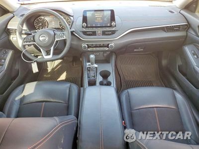Zdjęcie 8 z 12 samochodu: 2021 NISSAN ALTIMA SR VIN:1N4BL4CV7MN422280 - miniatura