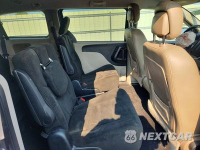 Zdjęcie 11 z 14 samochodu: 2016 DODGE GRAND CARAVAN SE VIN:2C4RDGBG6GR374739 - miniatura