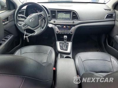 Zdjęcie 8 z 12 samochodu: 2017 HYUNDAI ELANTRA LIMITED VIN:KMHD84LFXHU067383 - miniatura