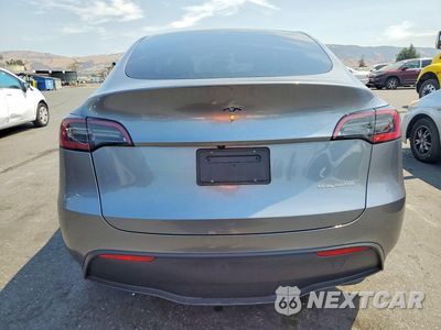 Zdjęcie 6 z 13 samochodu: 2025 TESLA MODEL Y VIN:7SAYGDEE0SF308075 - miniatura