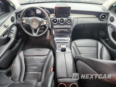 Zdjęcie 8 z 12 samochodu: 2015 MERCEDES-BENZ C 300 4MATIC VIN:55SWF4KB7FU001637 - miniatura