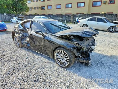 Czwarte zdjęcie samochodu z boku: 2023 LEXUS IS 300 VIN:JTHDA1D27P5125086 - miniatura