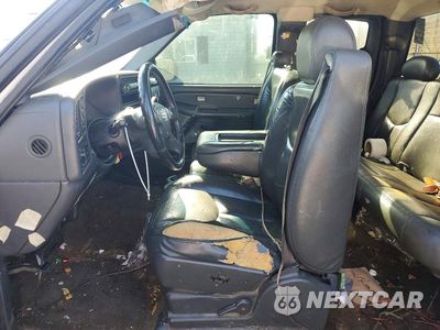 Zdjęcie 7 z 12 samochodu: 2004 CHEVROLET SILVERADO K1500 VIN:2GCEK19T941227121 - miniatura