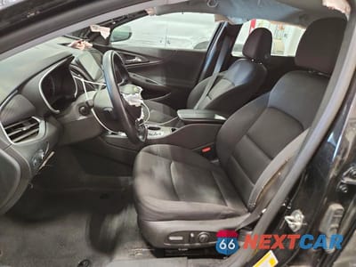 Zdjęcie 7 z 12 samochodu: 2023 CHEVROLET MALIBU LT VIN:1G1ZD5ST7PF247550 - miniatura