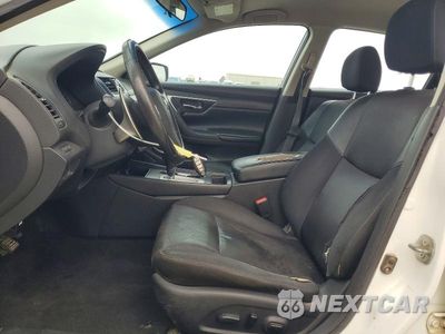 Zdjęcie 7 z 12 samochodu: 2016 NISSAN ALTIMA 2.5 SR VIN:1N4AL3AP6GC178258 - miniatura