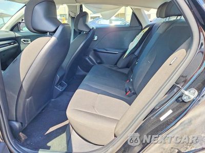 Zdjęcie 10 z 12 samochodu: 2026 KIA K4 LXS VIN:3KPFT4DE1TE374711 - miniatura