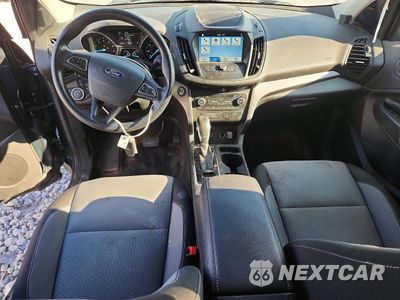 Zdjęcie 8 z 13 samochodu: 2019 FORD ESCAPE SE VIN:1FMCU9GD8KUB64411 - miniatura