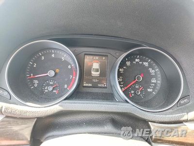 Zdjęcie 9 z 12 samochodu: 2018 VOLKSWAGEN PASSAT SEL PREMIUM VIN:1VWCA7A31JC017222 - miniatura