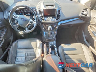 Zdjęcie 8 z 14 samochodu: 2014 FORD ESCAPE VIN:1FMCU9JX4EUC41301 - miniatura