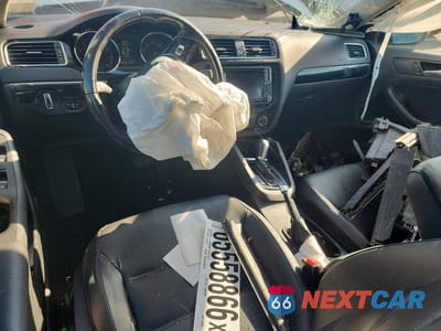 Zdjęcie 8 z 12 samochodu: 2017 VOLKSWAGEN JETTA SEL VIN:3VWL17AJ6HM214393 - miniatura